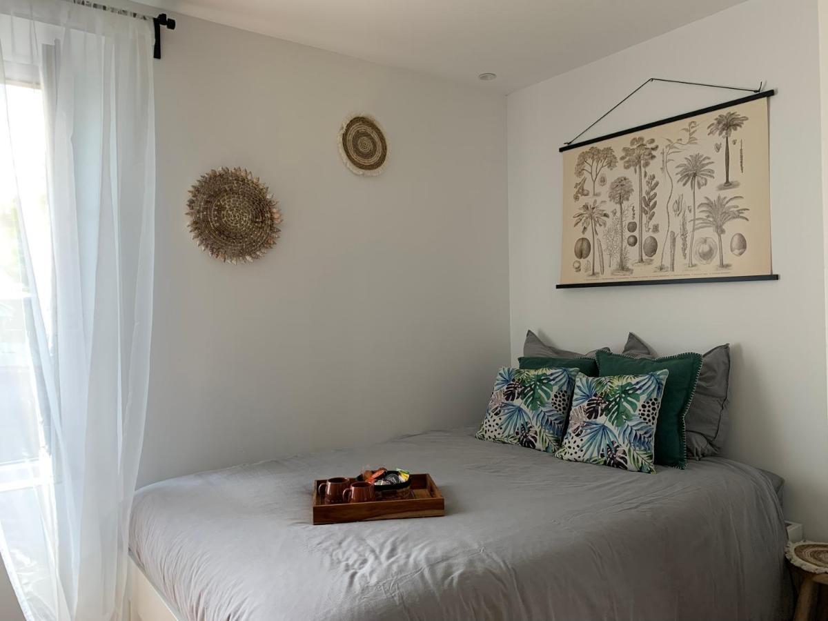 Le Petit Bali - Studio - Wifi - Parking - Coeur De Ville Pont-lʼAbbé Esterno foto